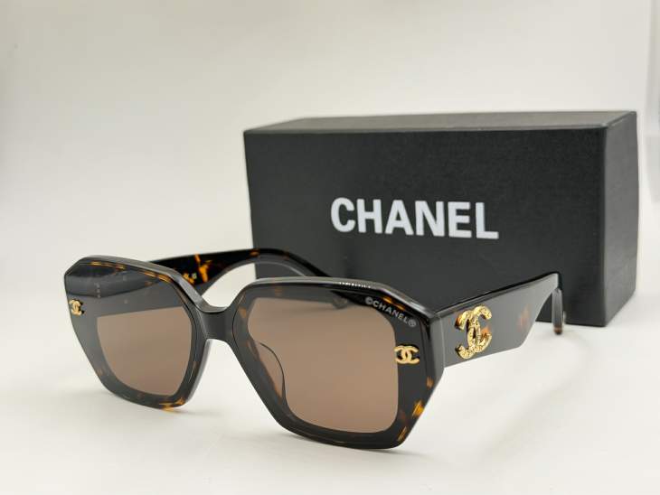 Picture of Chanel Sunglasses _SKUfw80879660fw